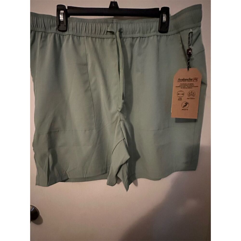 Men's Cargo Shorts XL Green Relaxed Fit Casual 2-Way Stretch